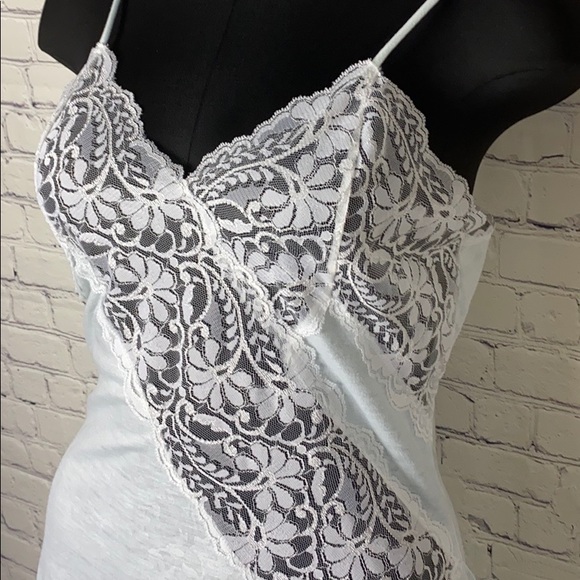 VINTAGE long mint green nightgown - Picture 8 of 10